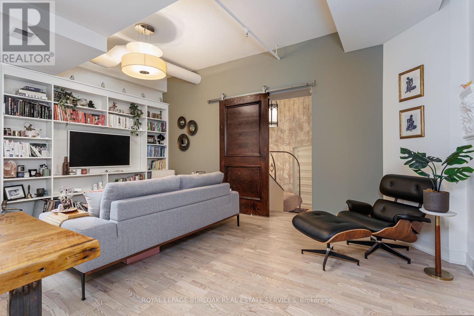 208 - 152 Annette Street, Toronto, Ontario  M6P 1P4 - Photo 12 - W13719272