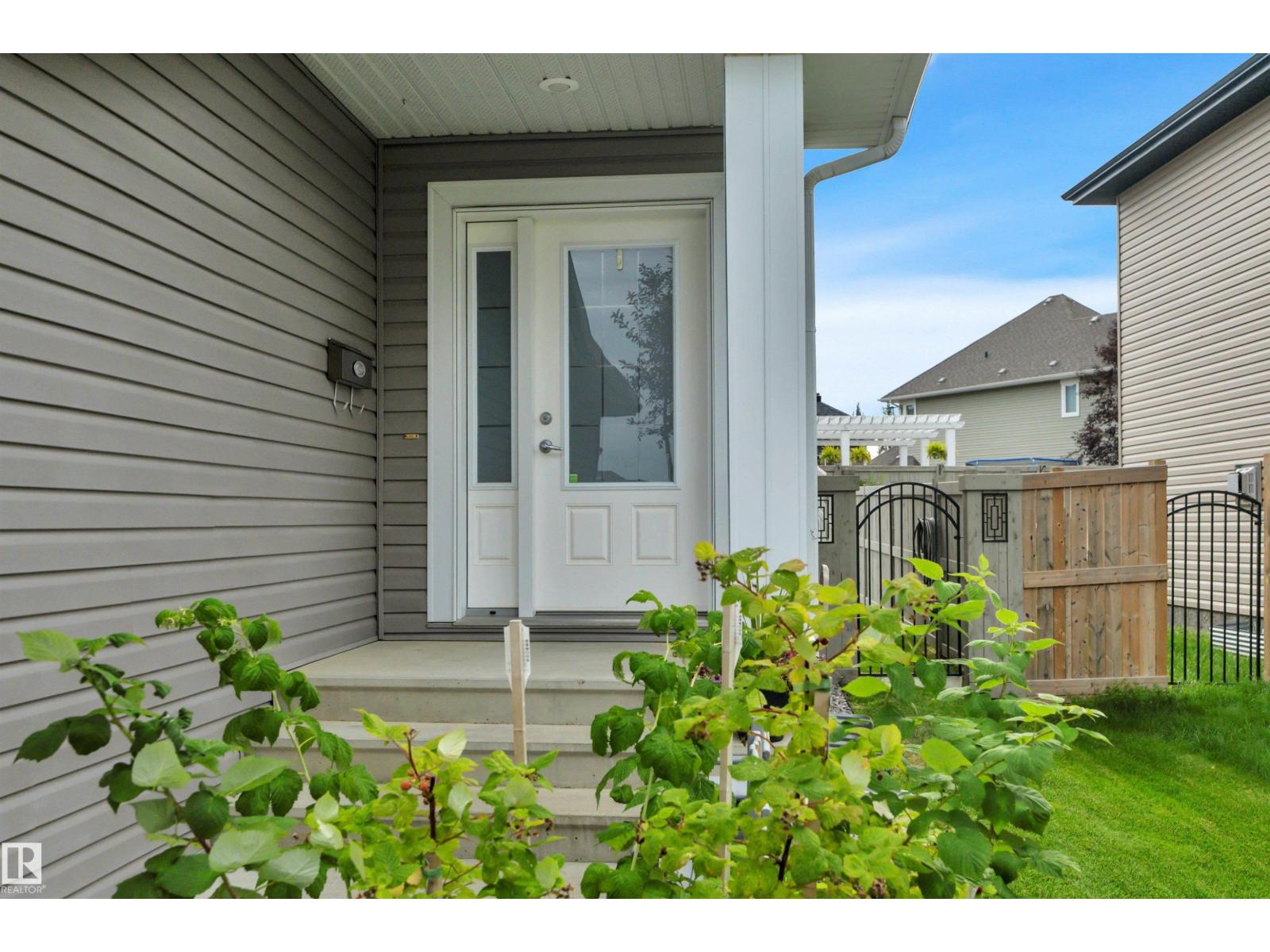 125 Rue Montalet, Beaumont, Alberta  T4X 0W3 - Photo 4 - E4505795