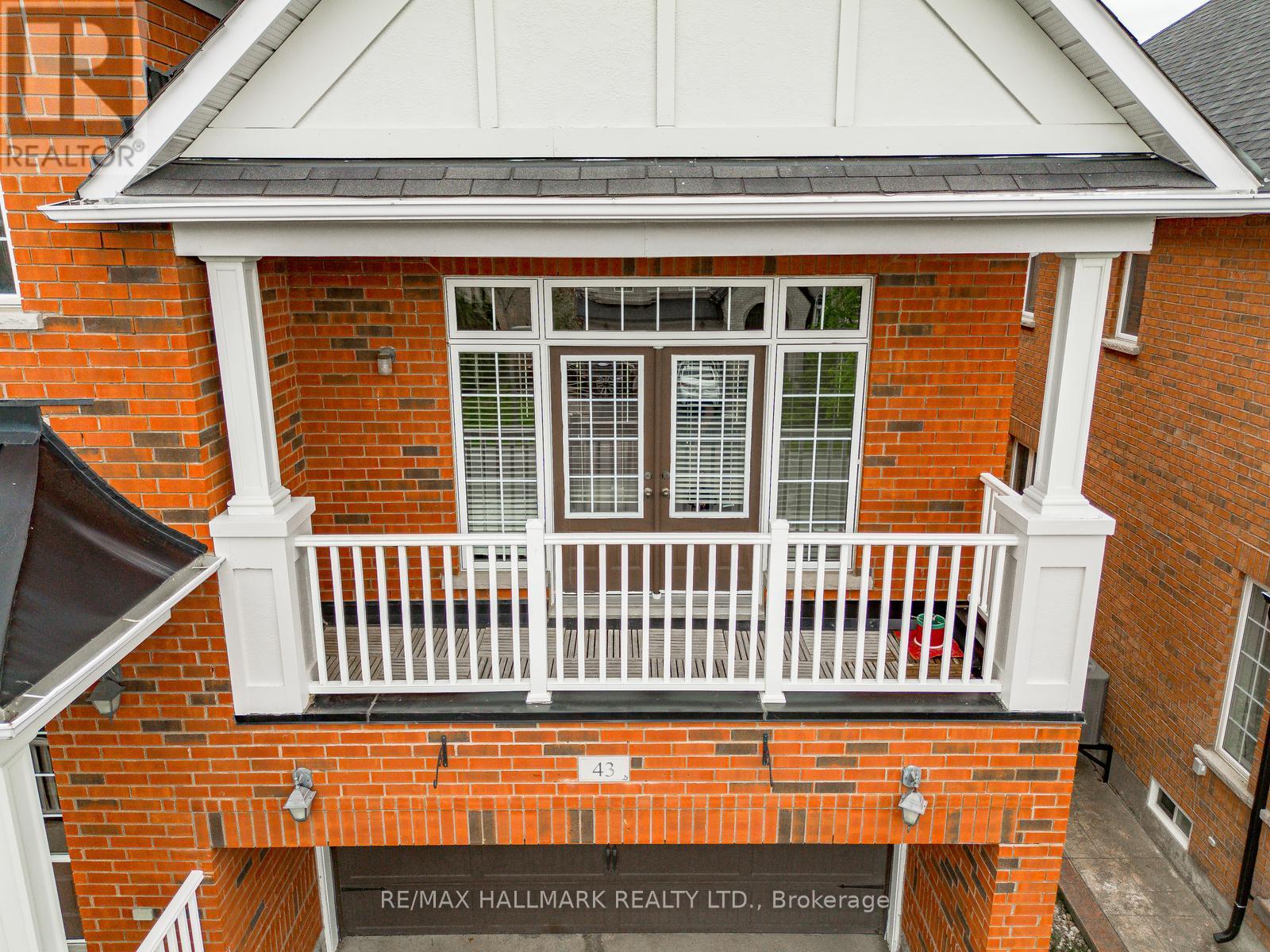 43 Horsedreamer Lane, Whitchurch-Stouffville, Ontario  L4A 0G6 - Photo 3 - N13241920