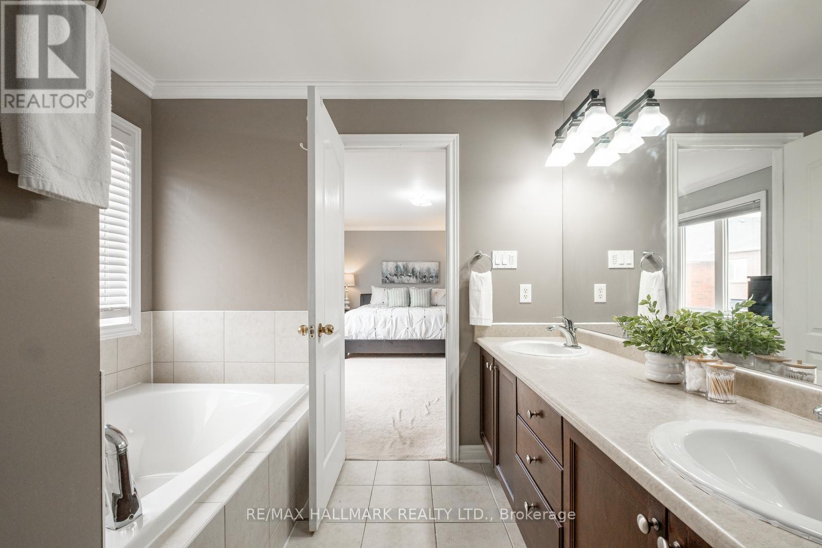 43 Horsedreamer Lane, Whitchurch-Stouffville, Ontario  L4A 0G6 - Photo 26 - N13241920
