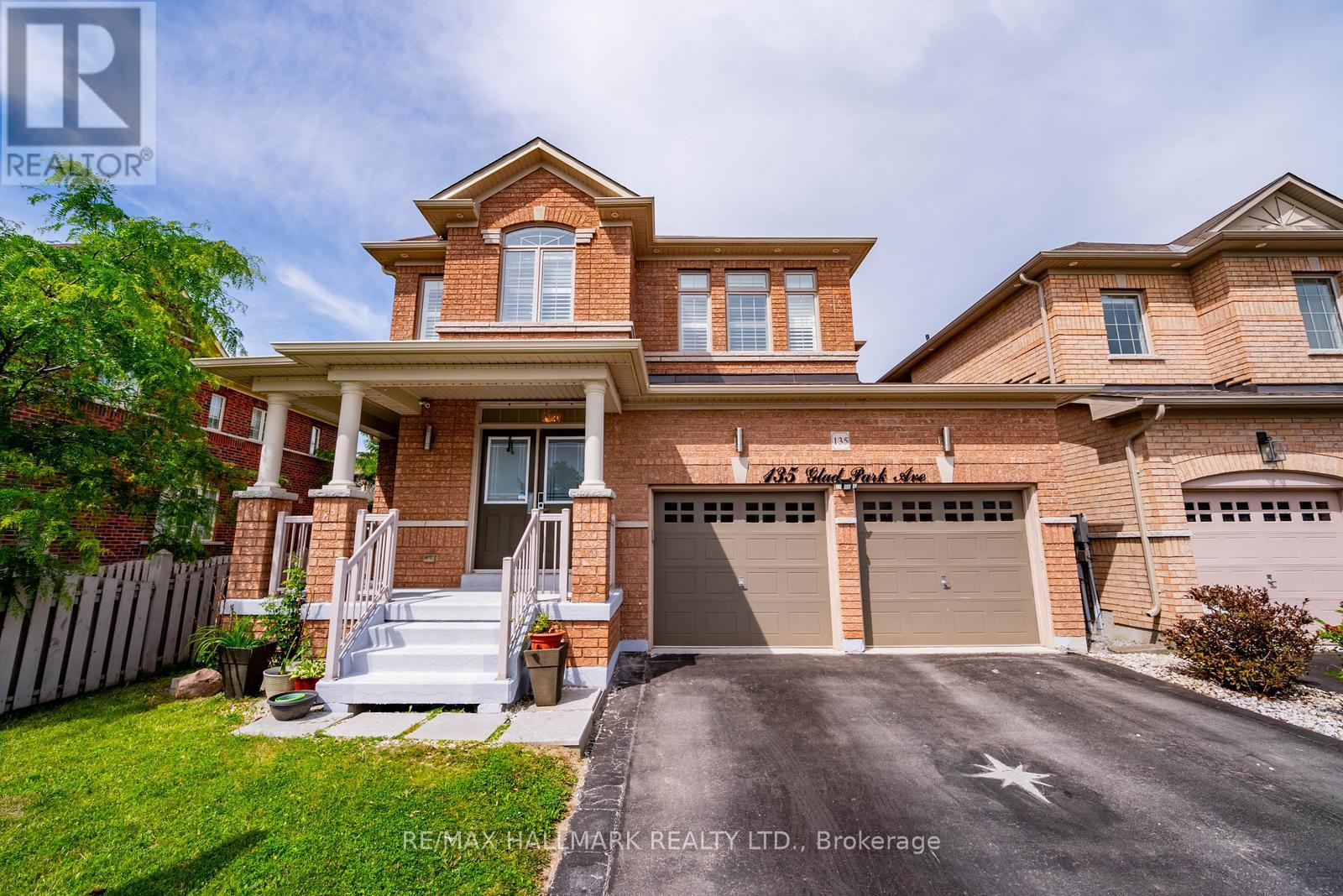 135 Glad Park Avenue, Whitchurch-Stouffville, Ontario  L4A 1X5 - Photo 2 - N13499678
