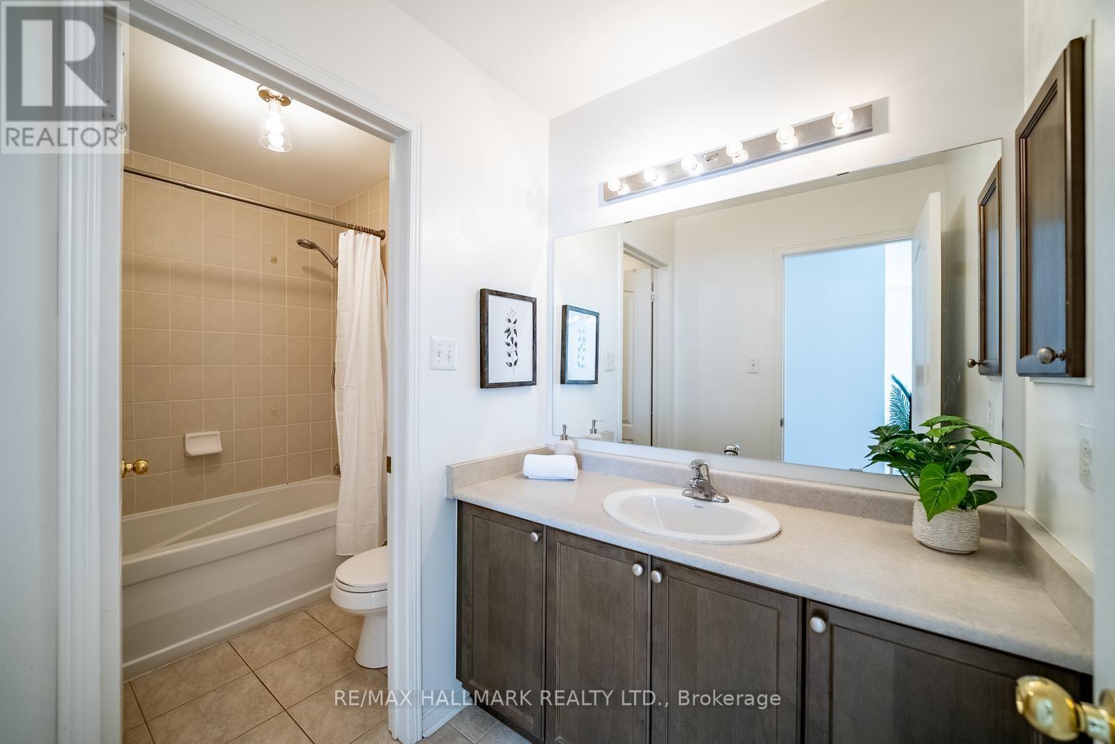 281 Reeves Way Boulevard, Whitchurch-Stouffville, Ontario  L4A 0H7 - Photo 17 - N13601458