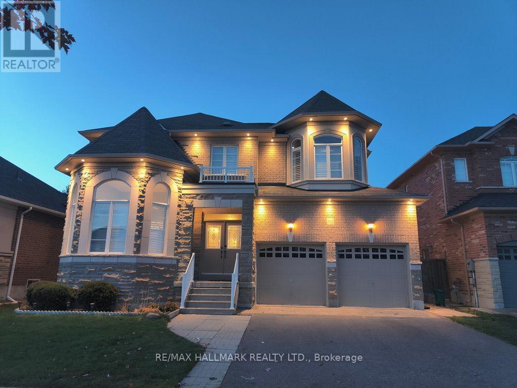 411 HOOVER PARK DRIVE, Whitchurch-Stouffville, Ontario