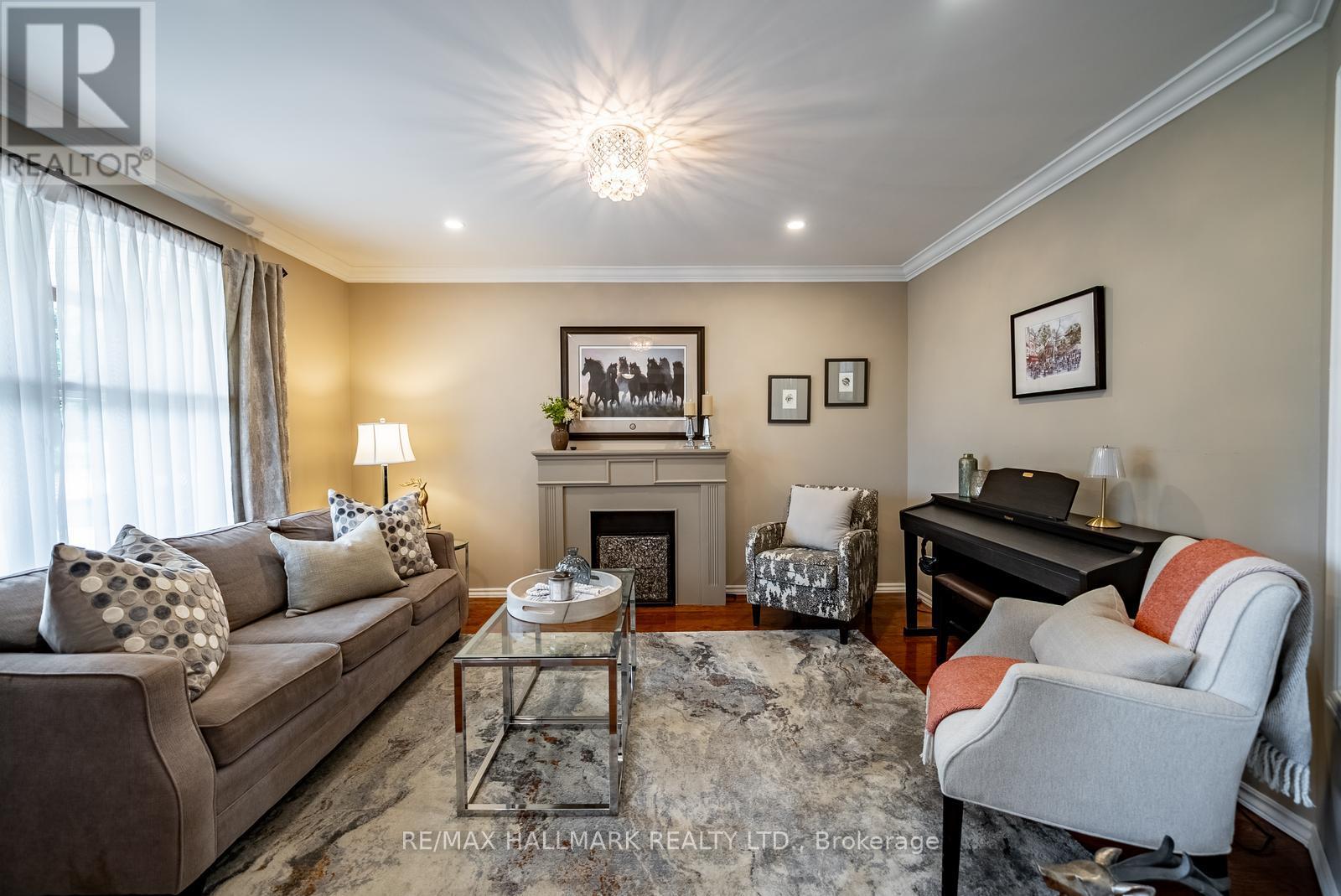 245 Cam Fella Boulevard, Whitchurch-Stouffville, Ontario  L4A 7J5 - Photo 4 - N13512666
