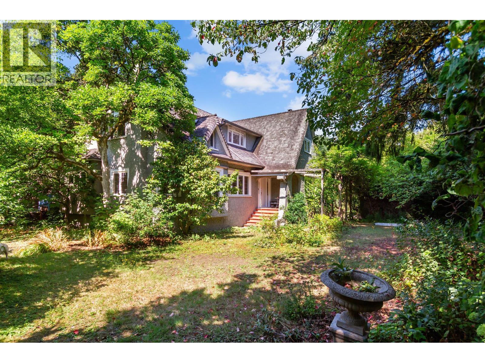 3737 PINE CRESCENT, Vancouver, British Columbia