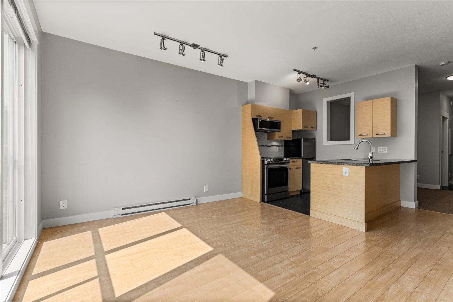 310 33539 Holland Avenue, Abbotsford, British Columbia V2S 0C6 - Photo 8 - R3155829