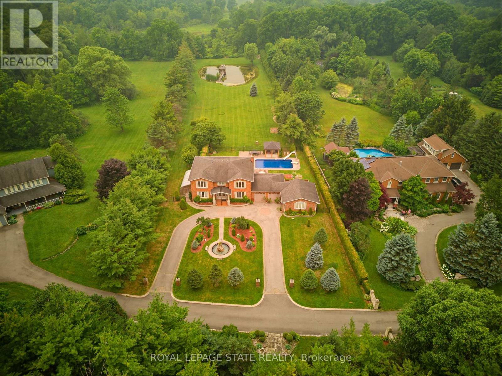 348 Shaver Road, Hamilton, Ontario  L9G 4K5 - Photo 2 - X13719226