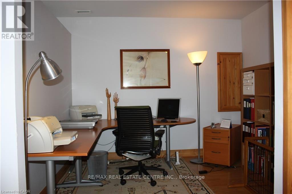 307 - 3 Father David Bauer Drive, Waterloo, Ontario  N2L 6M1 - Photo 8 - X13719264
