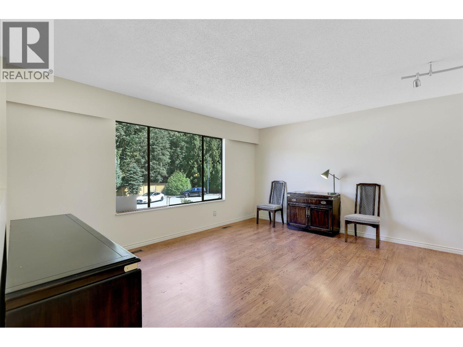 1440 Kamloops Place, Port Coquitlam, British Columbia  V3B 5E3 - Photo 2 - R3159319