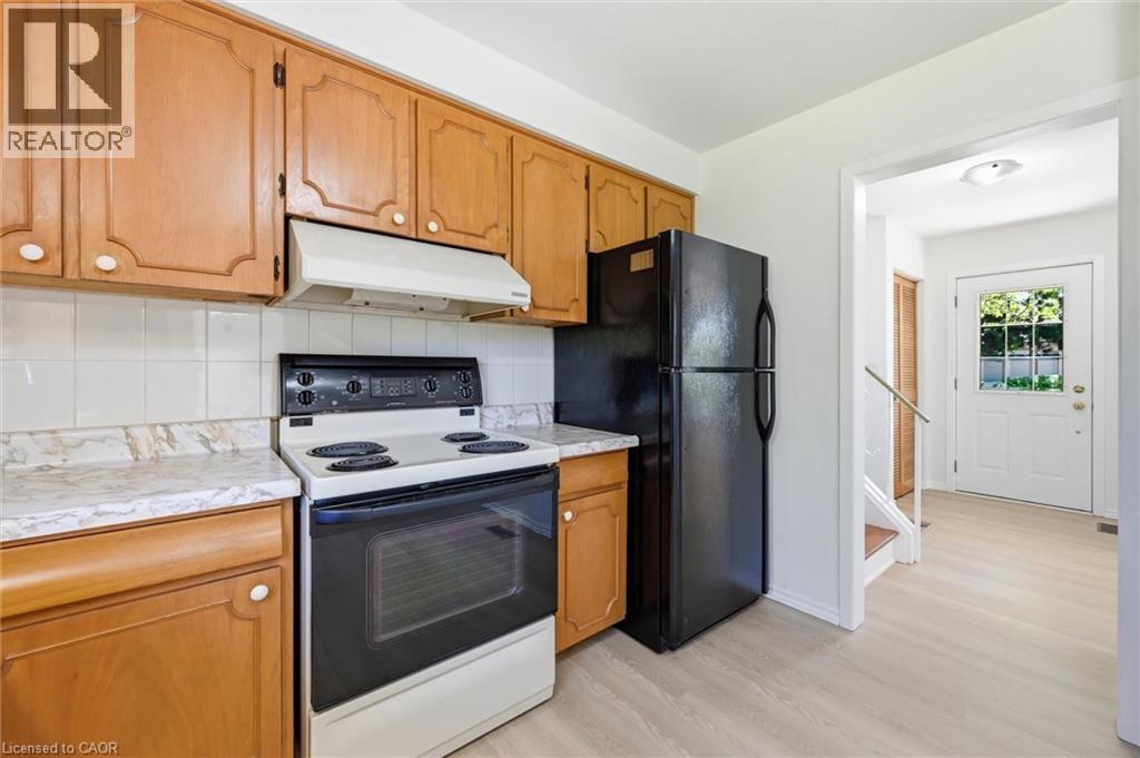 34 Christopher Drive, Hamilton, Ontario  L9B 1G7 - Photo 16 - 40852496