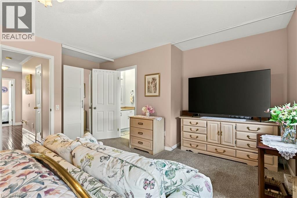 31 Grindstone Way, Hamilton, Ontario  L9H 7B7 - Photo 23 - 40858797