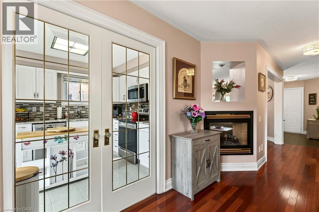 31 Grindstone Way, Hamilton, Ontario  L9H 7B7 - Photo 16 - 40858797