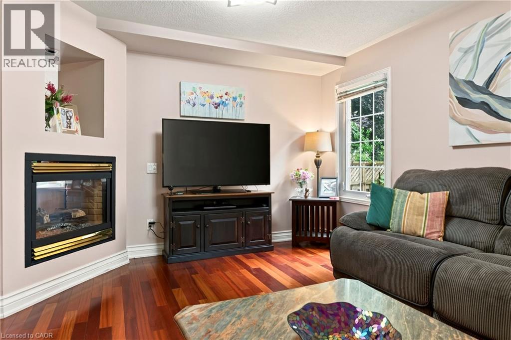 31 Grindstone Way, Hamilton, Ontario  L9H 7B7 - Photo 10 - 40858797