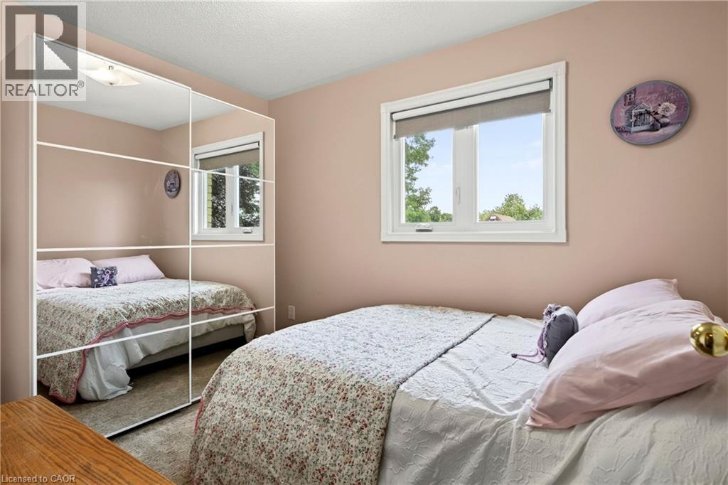 31 Grindstone Way, Hamilton, Ontario  L9H 7B7 - Photo 28 - 40858797