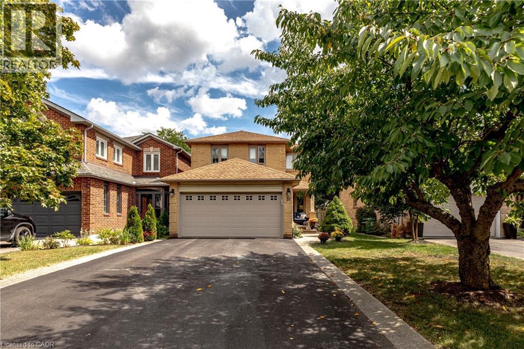 31 GRINDSTONE Way, Hamilton, Ontario