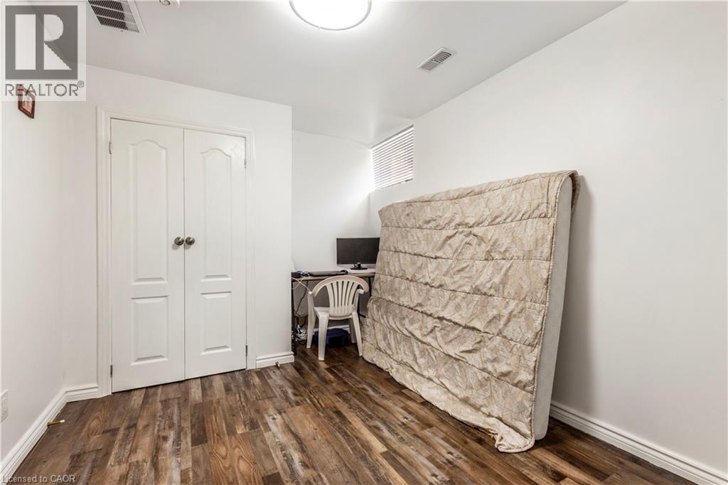 90 Hollybrook Trail, Kitchener, Ontario  N2R 0M7 - Photo 25 - 40858836