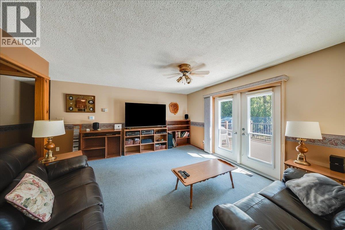 317 Rose Road, Salmo, British Columbia  V0G 1Z0 - Photo 6 - 10398764