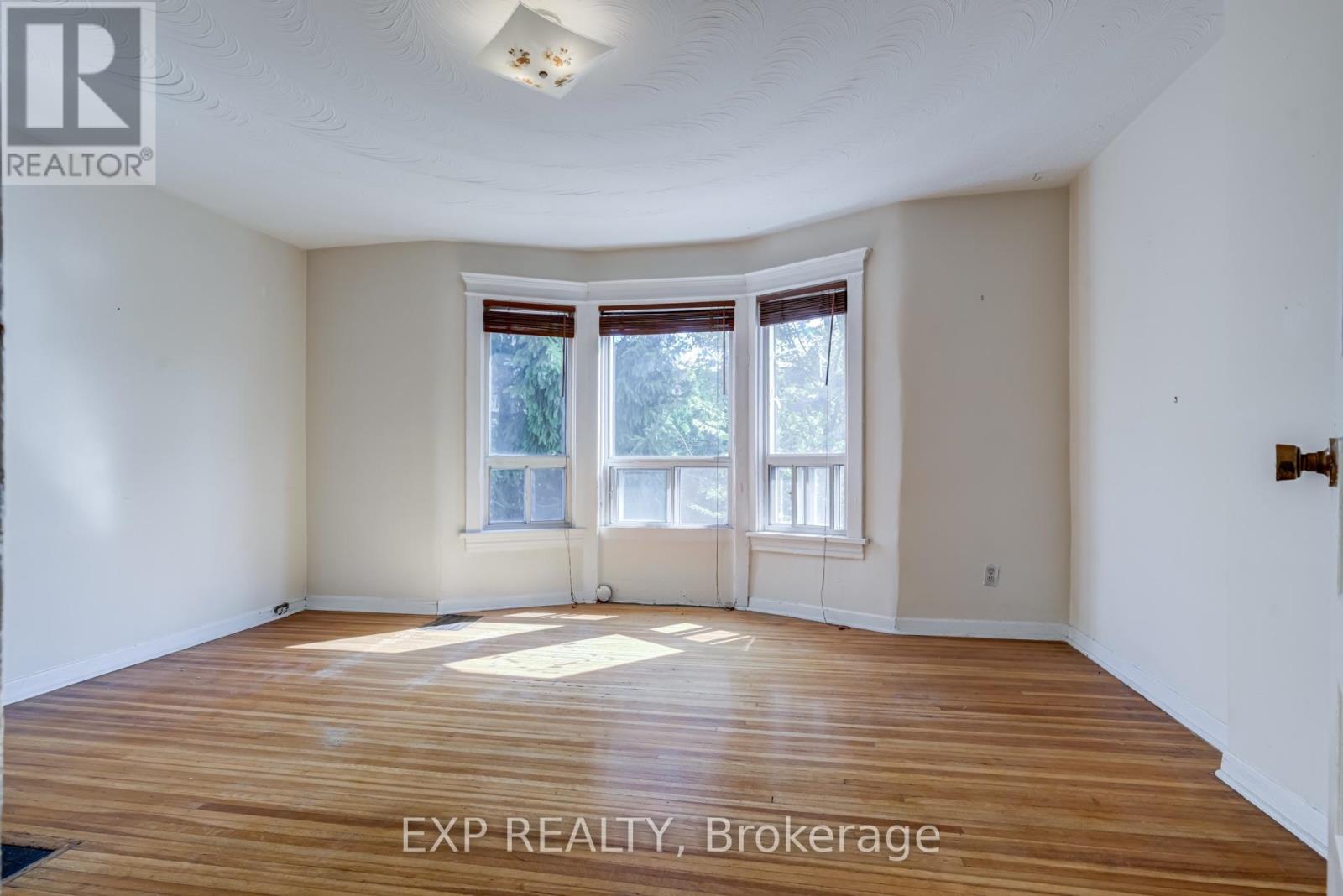 2nd & 3rd - 196 Beatrice Street, Toronto, Ontario  M6G 3G1 - Photo 5 - C13718474