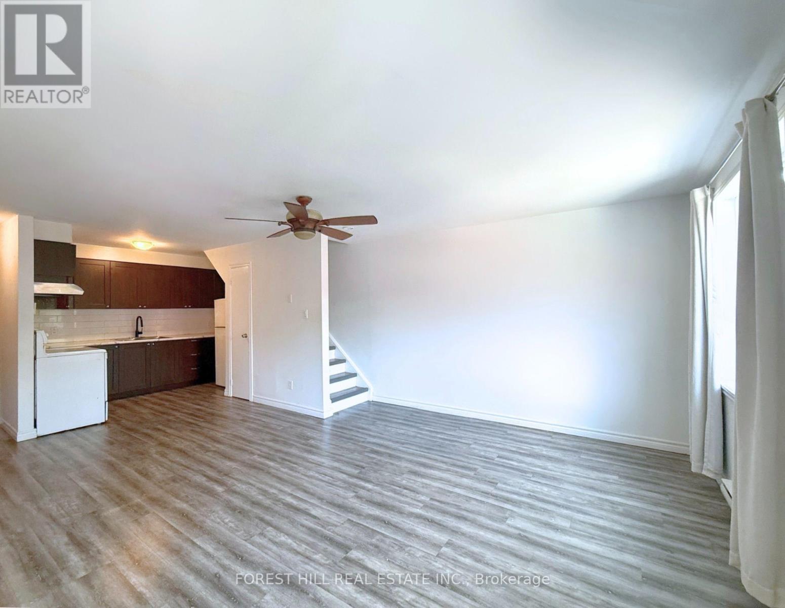 B - 422 Danforth Avenue, Toronto, Ontario  M4K 1P3 - Photo 3 - E13684736