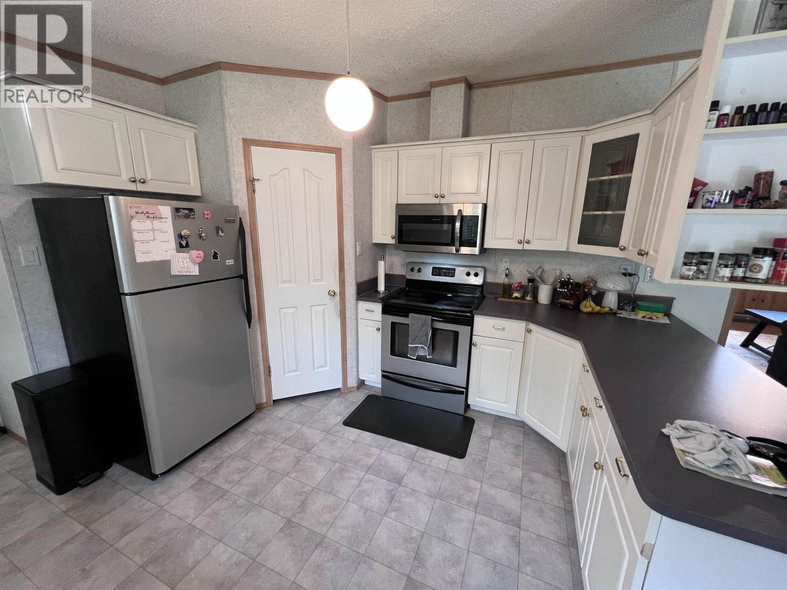 6500 Old Alaska Highway, Fort Nelson, British Columbia  V0C 1R0 - Photo 11 - R3159118