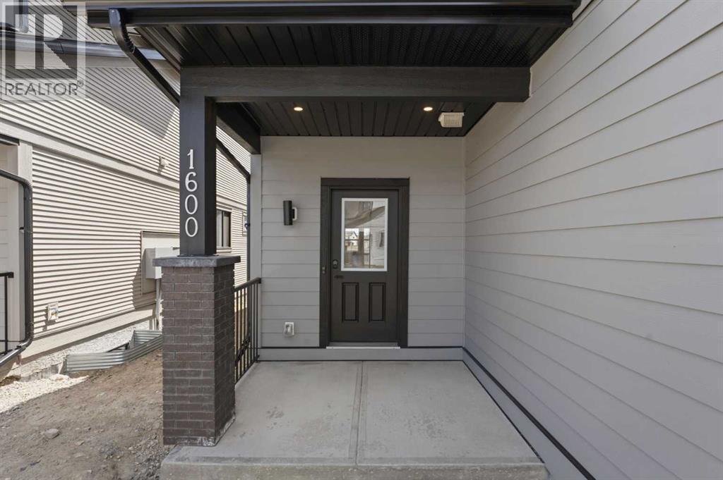 1600, 15 Coopersfield Link Sw, Airdrie, Alberta  T4B 5P5 - Photo 3 - A2309431