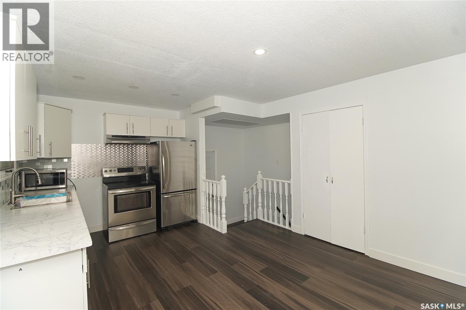 61 Bannister Avenue, Regina, Saskatchewan  S4R 5K8 - Photo 10 - SK046798
