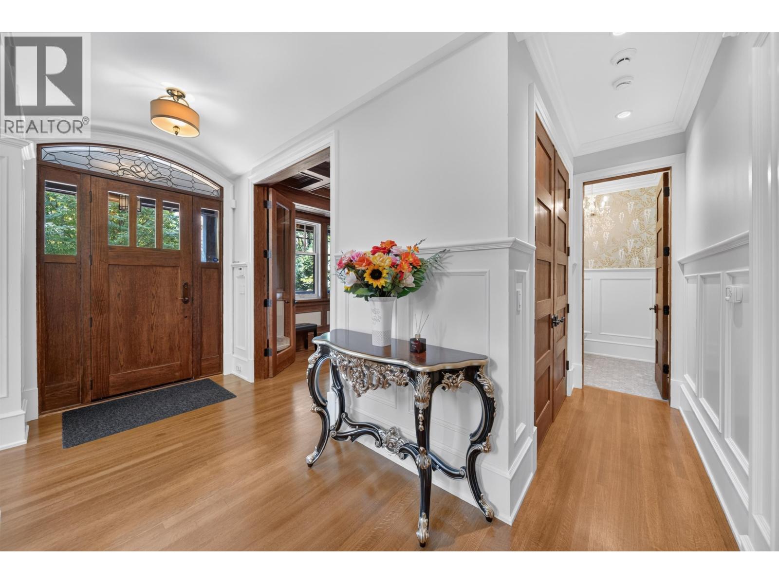 2937 W 45th Avenue, Vancouver, British Columbia  V6N 3L6 - Photo 2 - R3159025