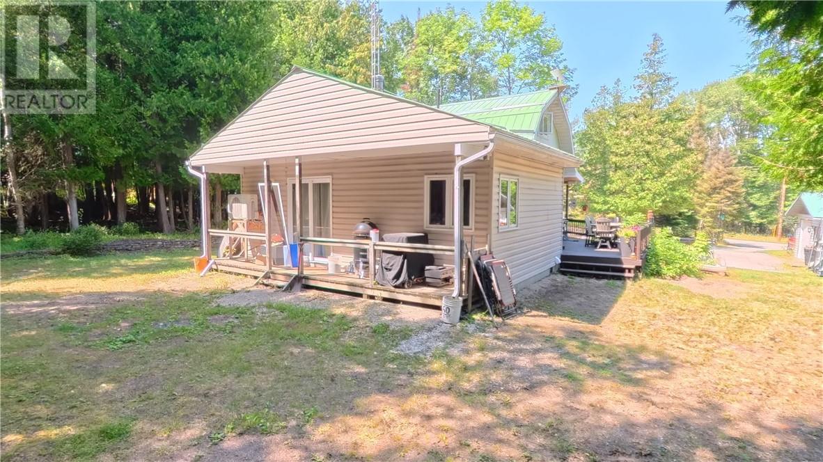7 Oak Drive, Kagawong, Ontario  P0P 1J0 - Photo 5 - 2129819