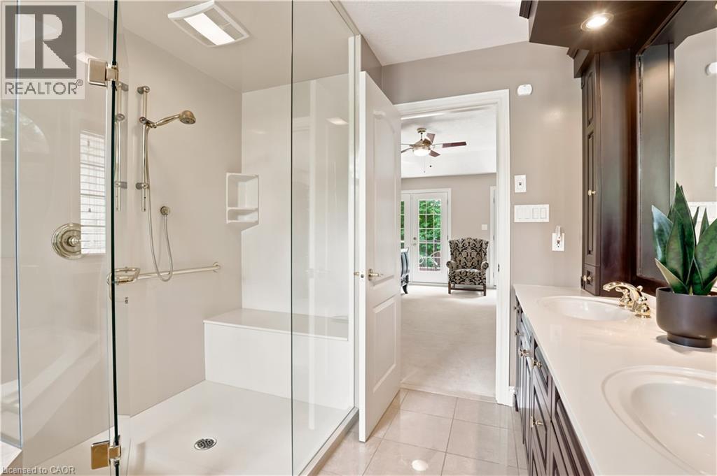 709 Glasgow Street, Kitchener, Ontario  N2M 2N7 - Photo 28 - 40847335