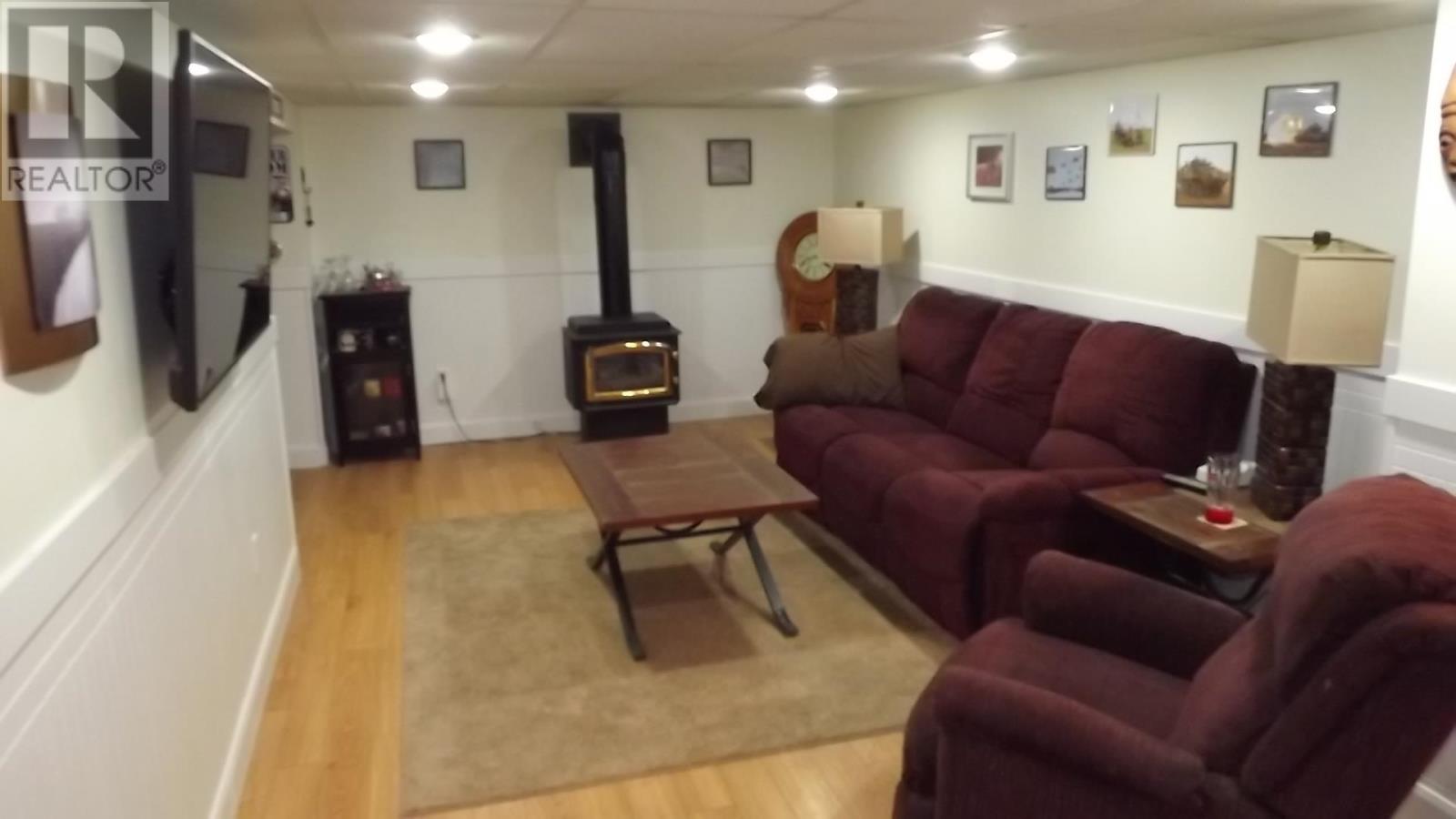 156 Hillside Dr S, Elliot Lake, Ontario  P5A 1V3 - Photo 24 - SM262337