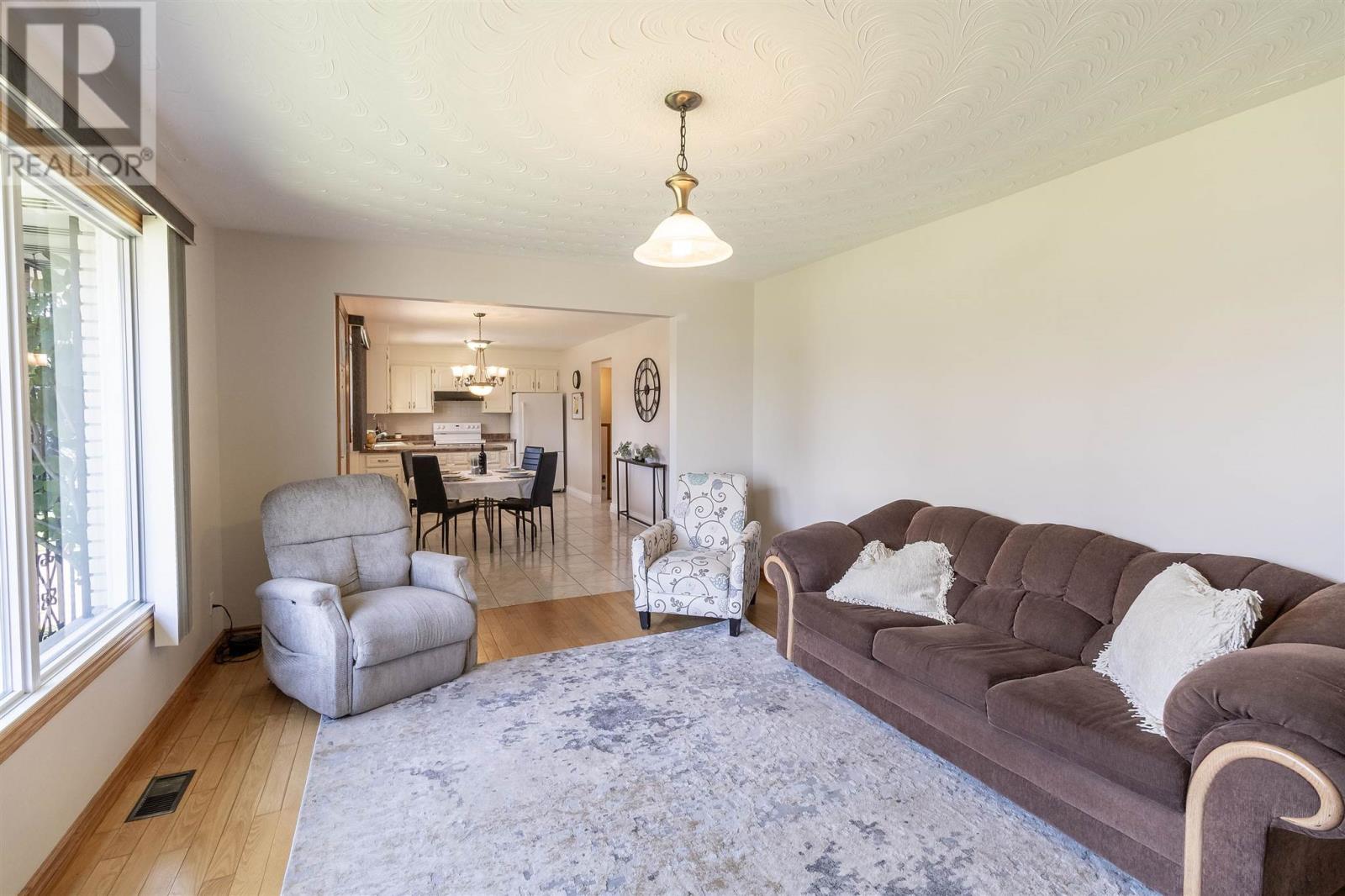 233 Grand Blvd, Sault Ste. Marie, Ontario  P6B 4S9 - Photo 12 - SM262338