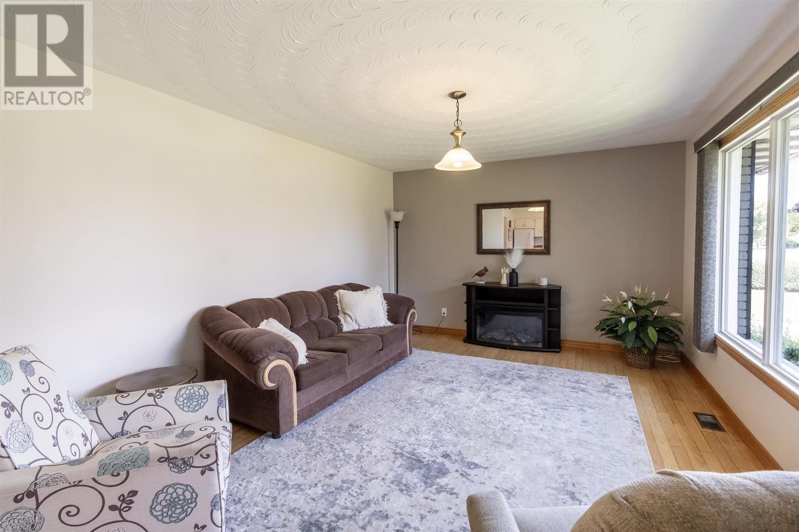 233 Grand Blvd, Sault Ste. Marie, Ontario  P6B 4S9 - Photo 11 - SM262338