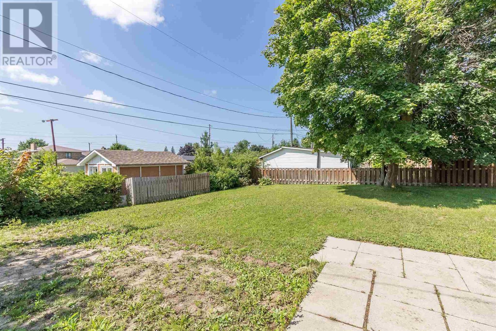 233 Grand Blvd, Sault Ste. Marie, Ontario  P6B 4S9 - Photo 42 - SM262338