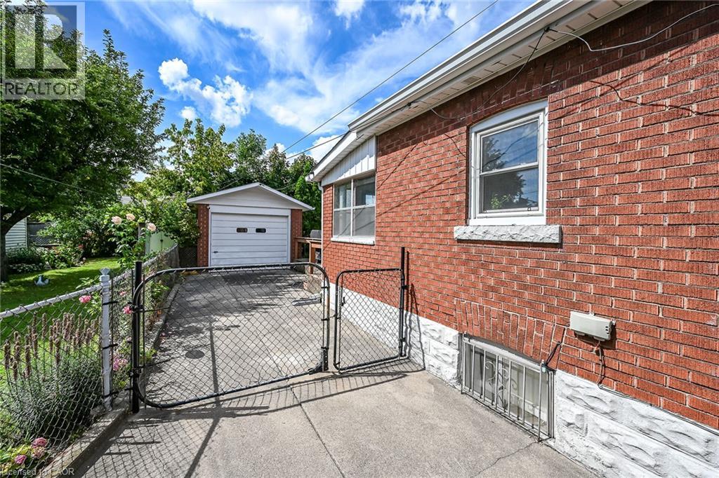 197 Fairfield Avenue, Hamilton, Ontario  L9H 5H3 - Photo 41 - 40858604