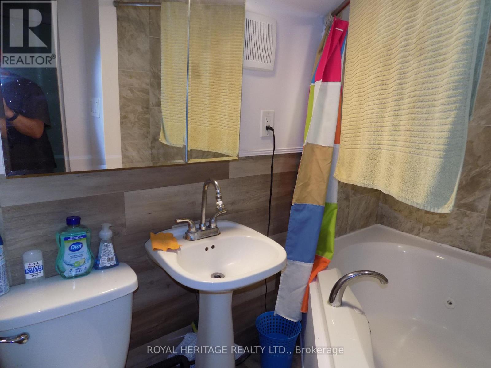 197 Verdun Road, Oshawa, Ontario  L1H 5T1 - Photo 11 - E13217652