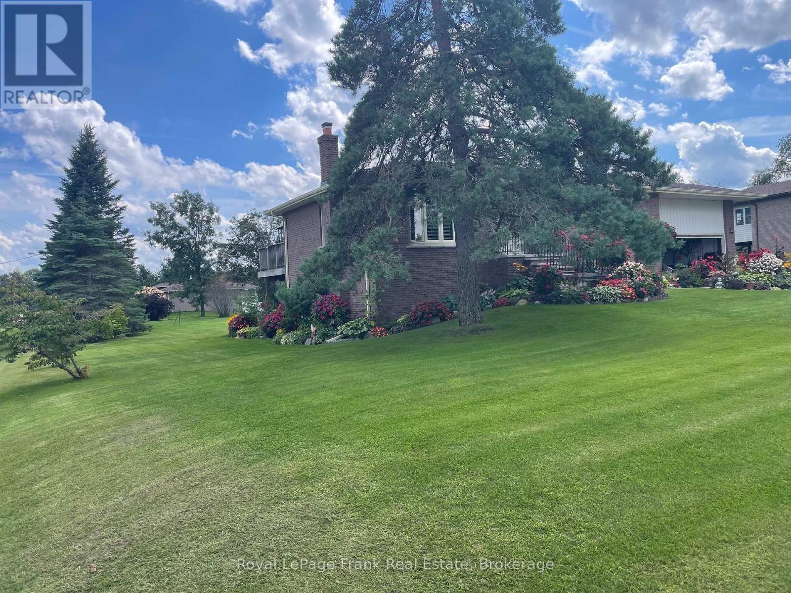 378 Old Surrey Lane, Kawartha Lakes, Ontario  K0M 1A0 - Photo 2 - X13719308