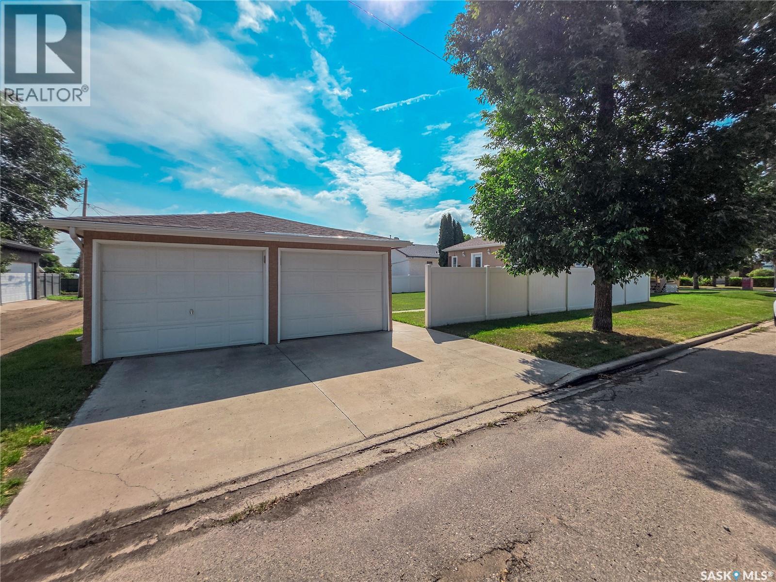 278 9th Avenue W, Melville, Saskatchewan  S0A 2P0 - Photo 48 - SK046622