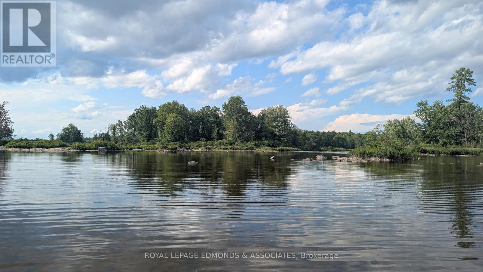 1 Morris Island, Laurentian Valley, Ontario K8A 6W2 - Photo 4 - X13719318