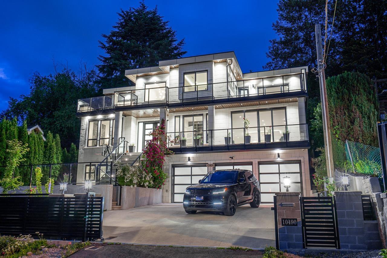 10490 125a Street, Surrey, British Columbia  V3V 5A3 - Photo 2 - R3159090