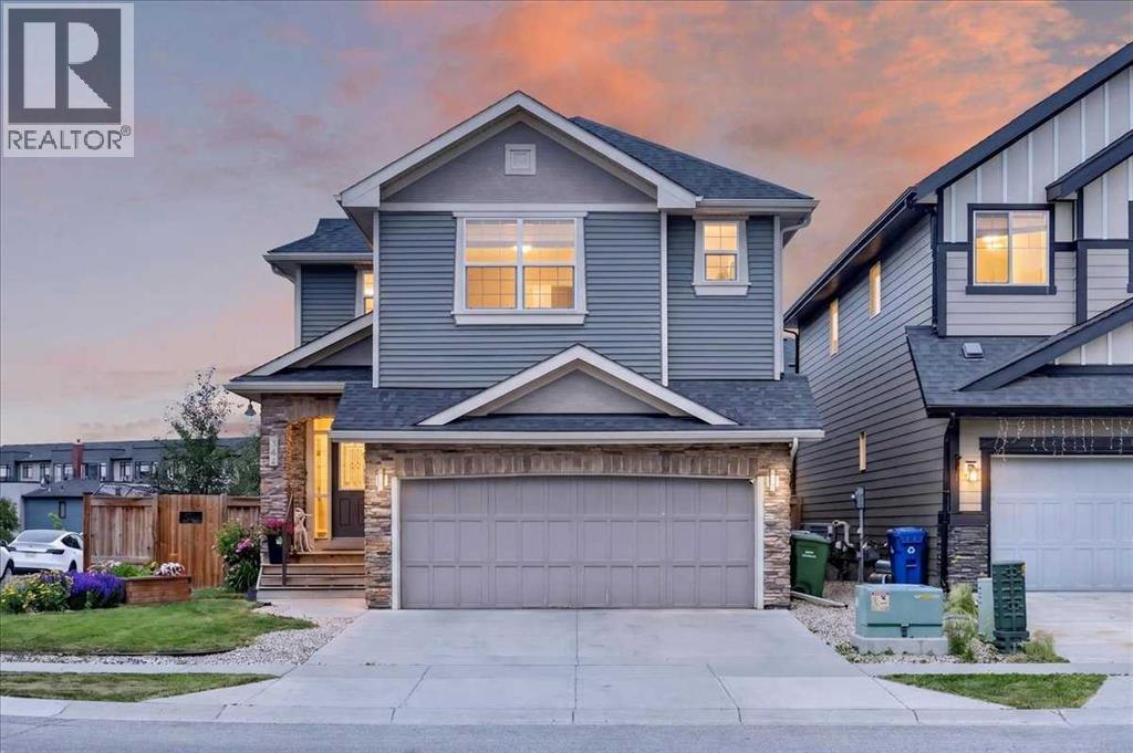 546 Sherwood Boulevard NW, Calgary, Alberta  T3R 0R7 - Photo 1 - A2337480