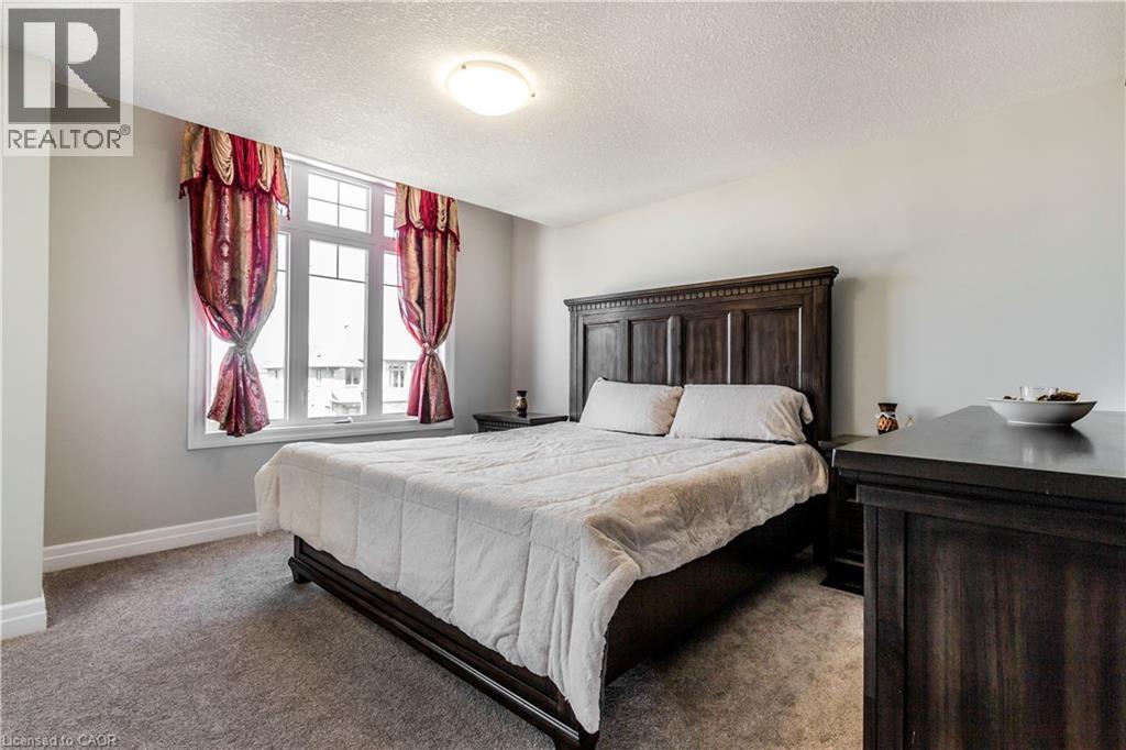 90 Hollybrook Trail, Kitchener, Ontario  N2R 0M7 - Photo 14 - 40858836