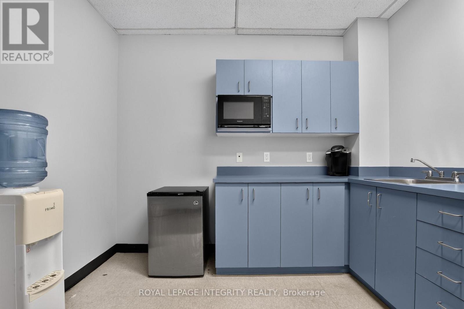 210 & 211 - 150 Katimavik Road, Ottawa, Ontario K2L 2N2 - Photo 12 - X13719404
