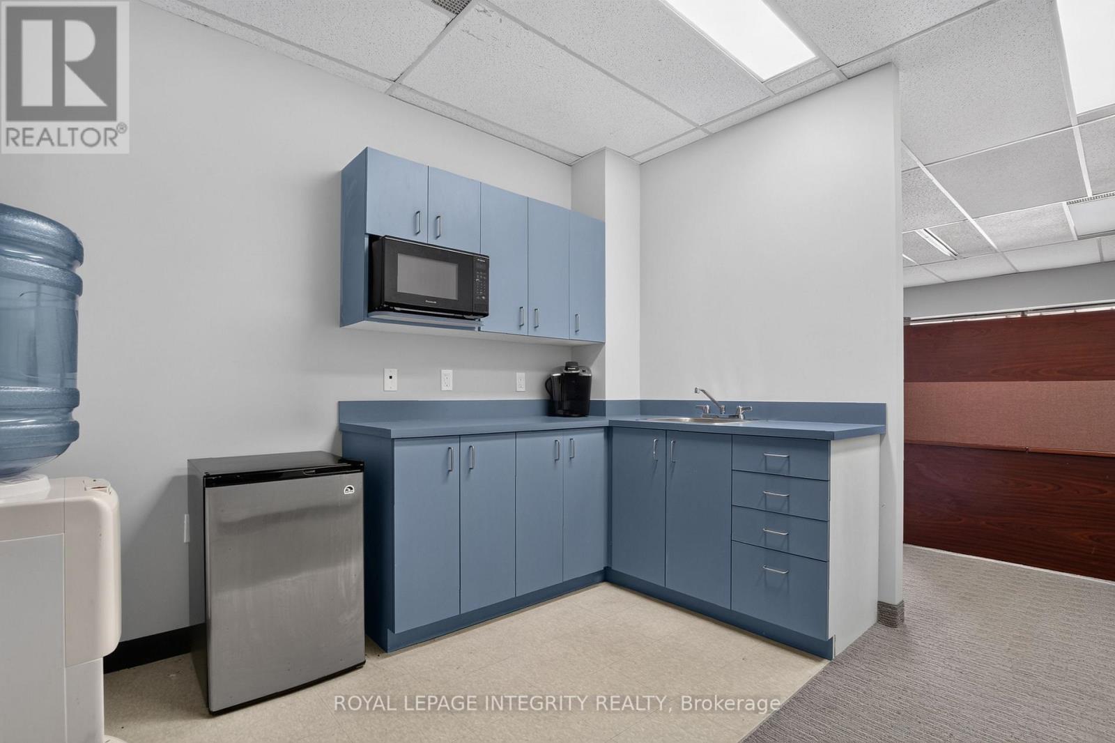 210 & 211 - 150 Katimavik Road, Ottawa, Ontario K2L 2N2 - Photo 13 - X13719404