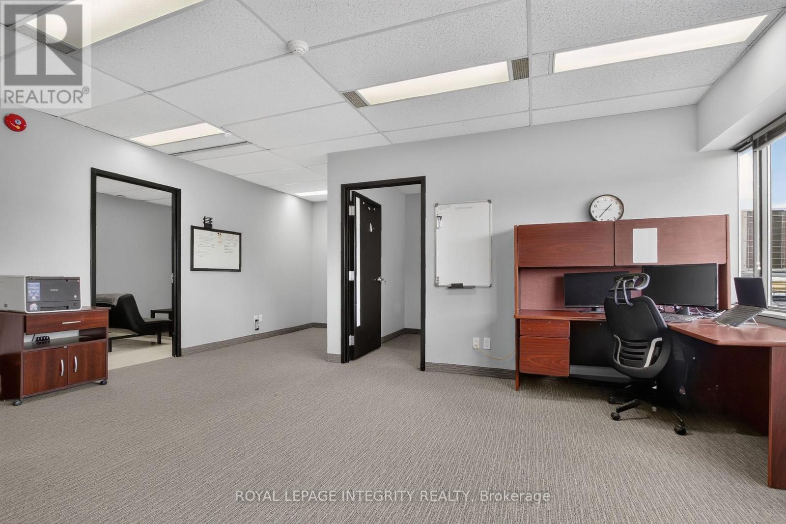 210 & 211 - 150 Katimavik Road, Ottawa, Ontario K2L 2N2 - Photo 18 - X13719404