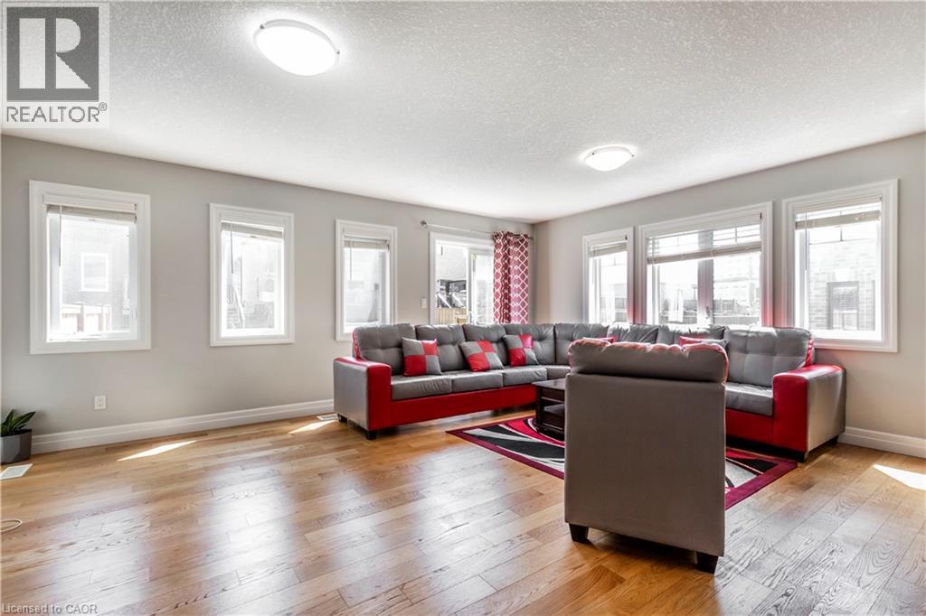 90 Hollybrook Trail, Kitchener, Ontario  N2R 0M7 - Photo 9 - 40858848