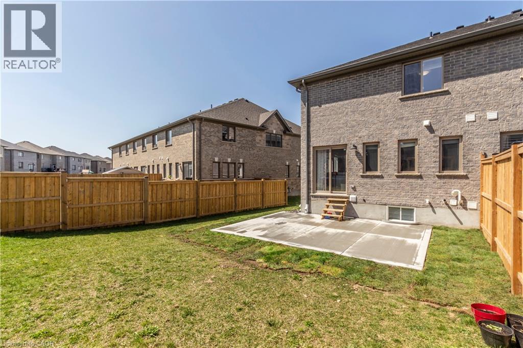 90 Hollybrook Trail, Kitchener, Ontario  N2R 0M7 - Photo 33 - 40858848