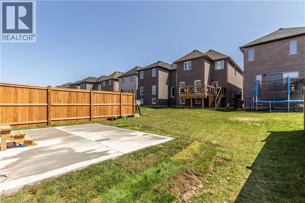 90 Hollybrook Trail, Kitchener, Ontario  N2R 0M7 - Photo 32 - 40858848