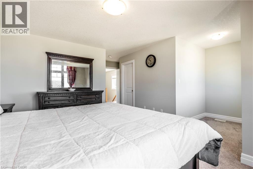 90 Hollybrook Trail, Kitchener, Ontario  N2R 0M7 - Photo 16 - 40858848