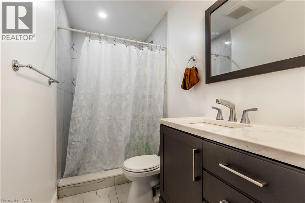 90 Hollybrook Trail, Kitchener, Ontario  N2R 0M7 - Photo 31 - 40858848