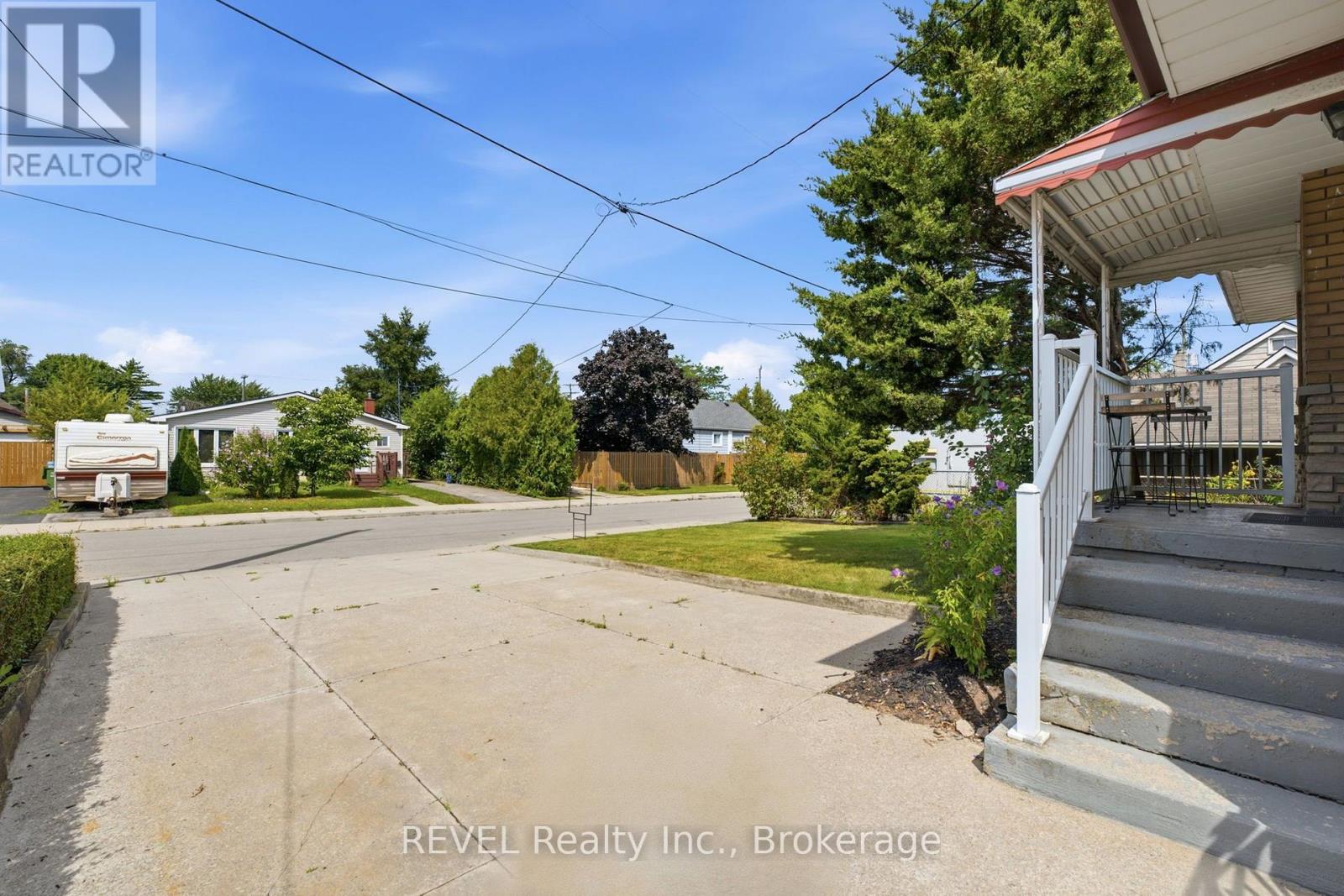 330 Waverly Street, Hamilton, Ontario  L8H 6P9 - Photo 10 - X13719312